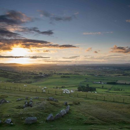 Loughcrew Megalithic Hostel Millbrook Eksteriør billede